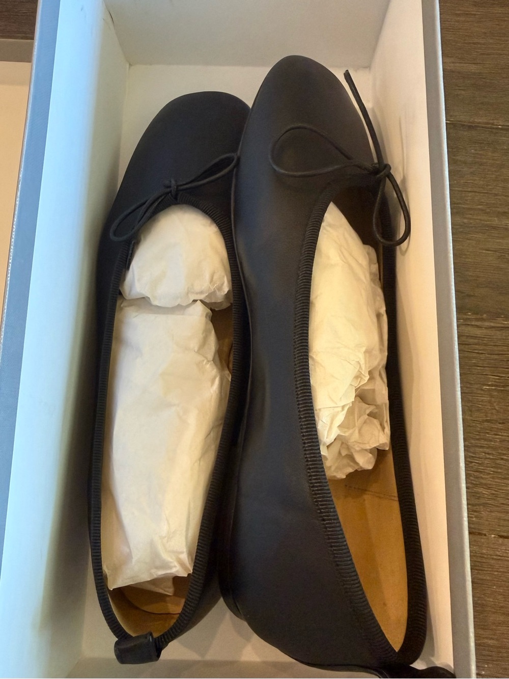 Everlane Black Leather Flats Made in Italy New in box / Size 8